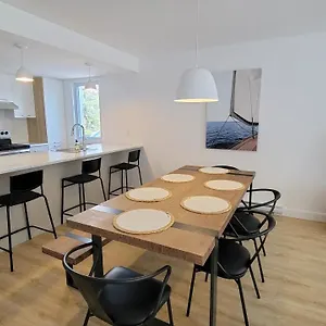  Apartment Spacieux 3 A 5 Minutes Du Vieux- Canada